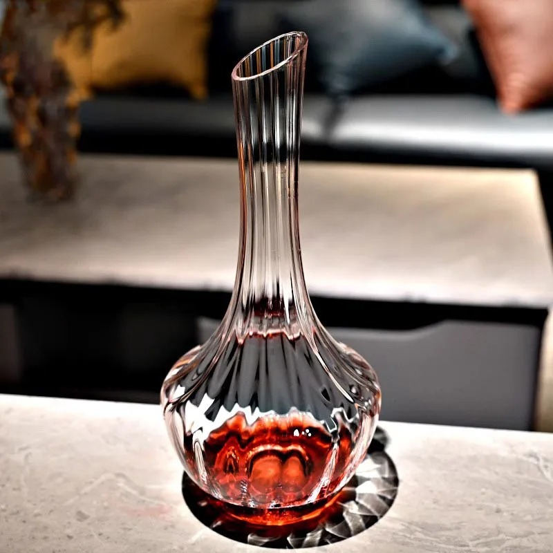 إبريق نبيذ كريستالي أنيق بتصمي - مراجعة Wine Aerator Pour وسعره